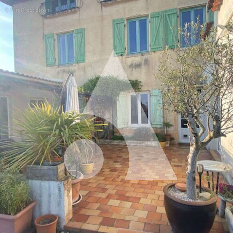 Maison à MIRIBEL