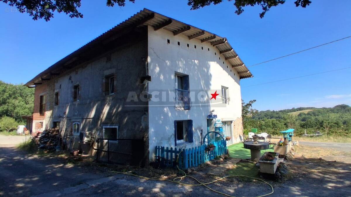 Maison à BUSQUE