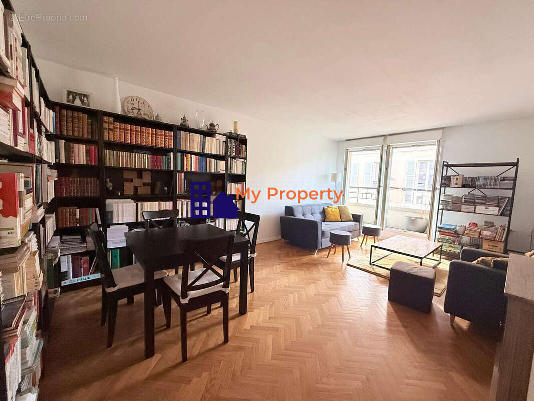 Appartement à HOUILLES