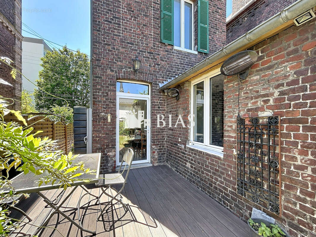 Maison 61 m² à Rouen  - photo 2