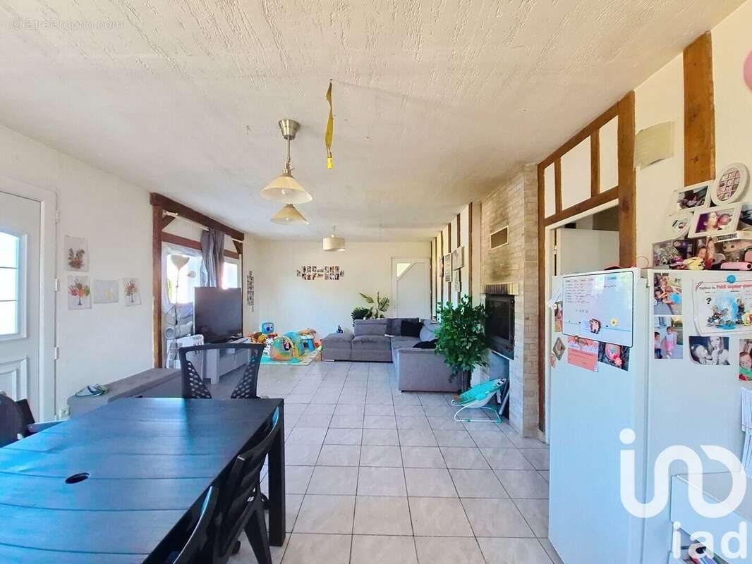 Photo 5 - Maison à NOYERS