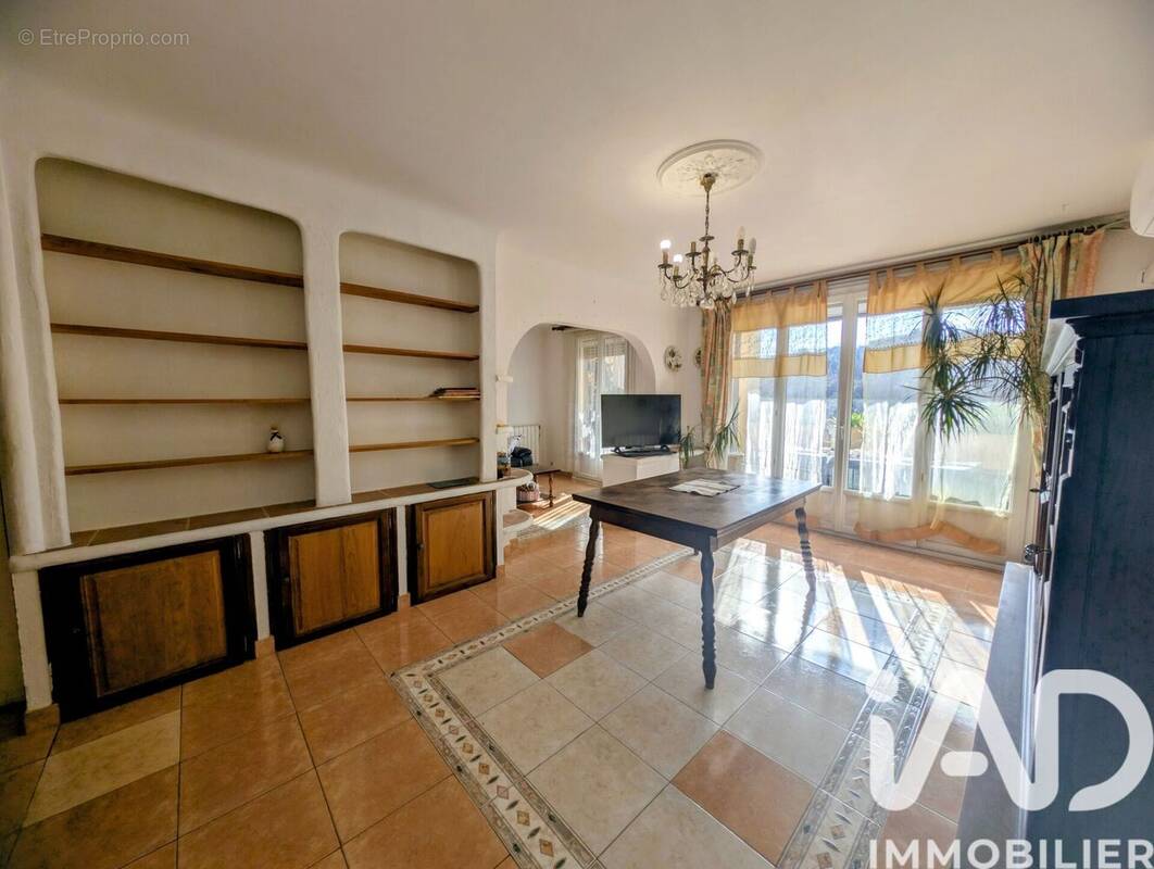 Photo 1 - Appartement à COGOLIN