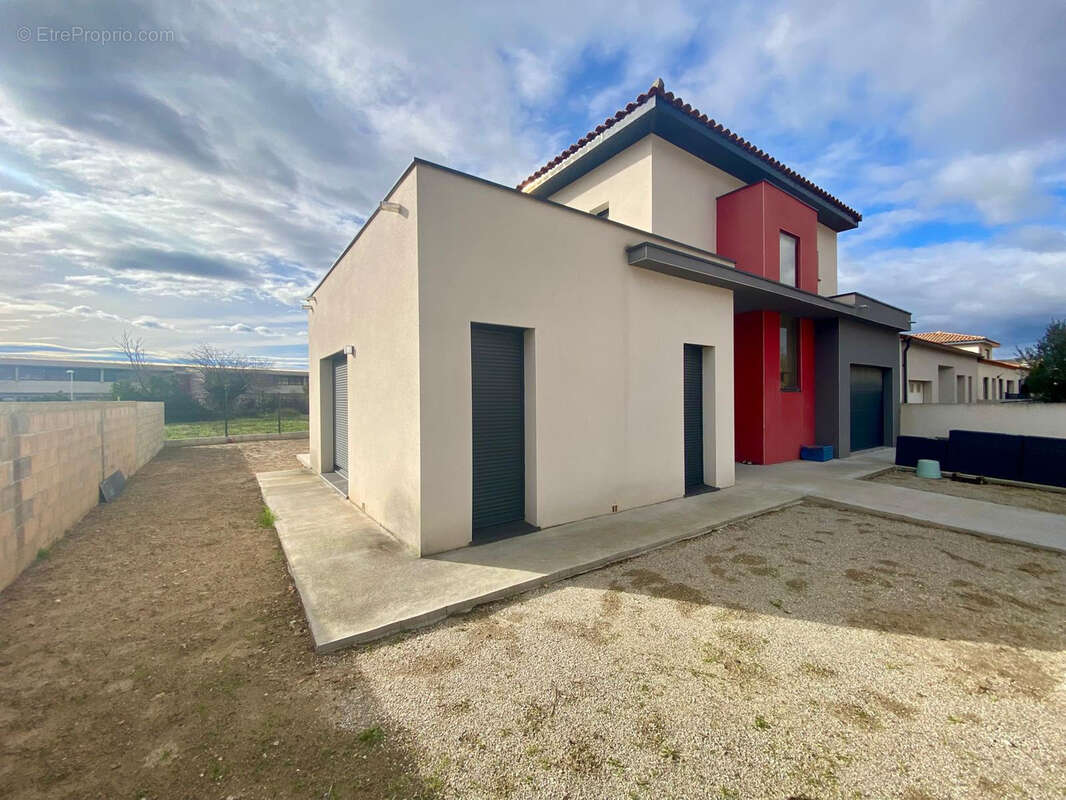 Maison à PIA