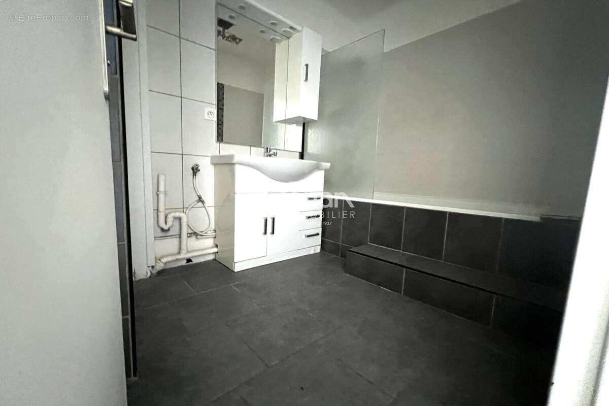 Appartement 62 m² à Draguignan  - photo 7