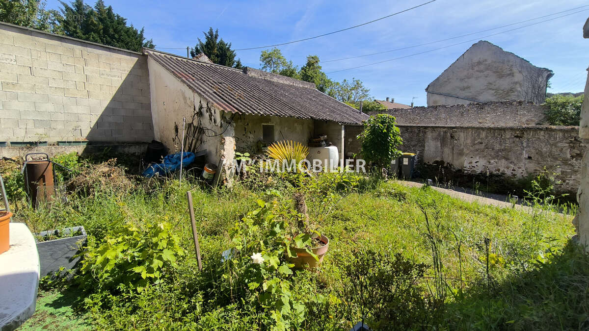 Maison de village avec dépendance - photo 11
