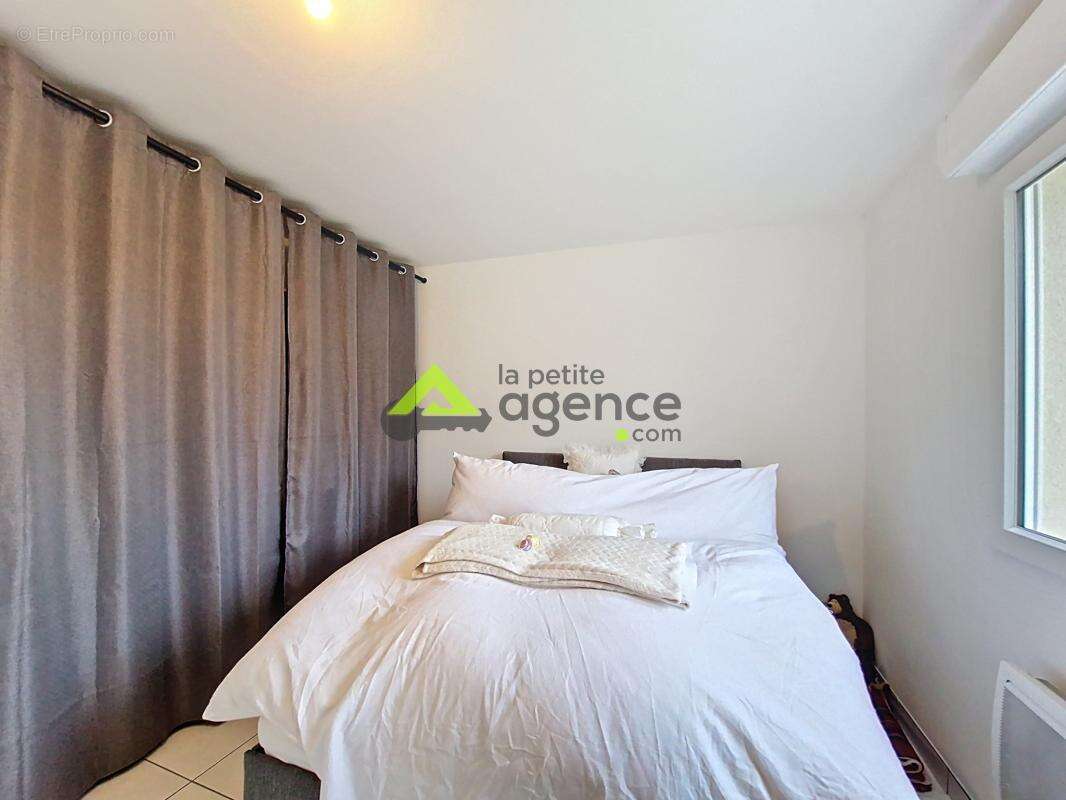 Maison à SAINTE-FEYRE