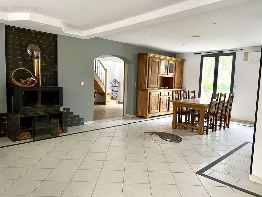 Maison à BAZOUGES-SUR-LE-LOIR