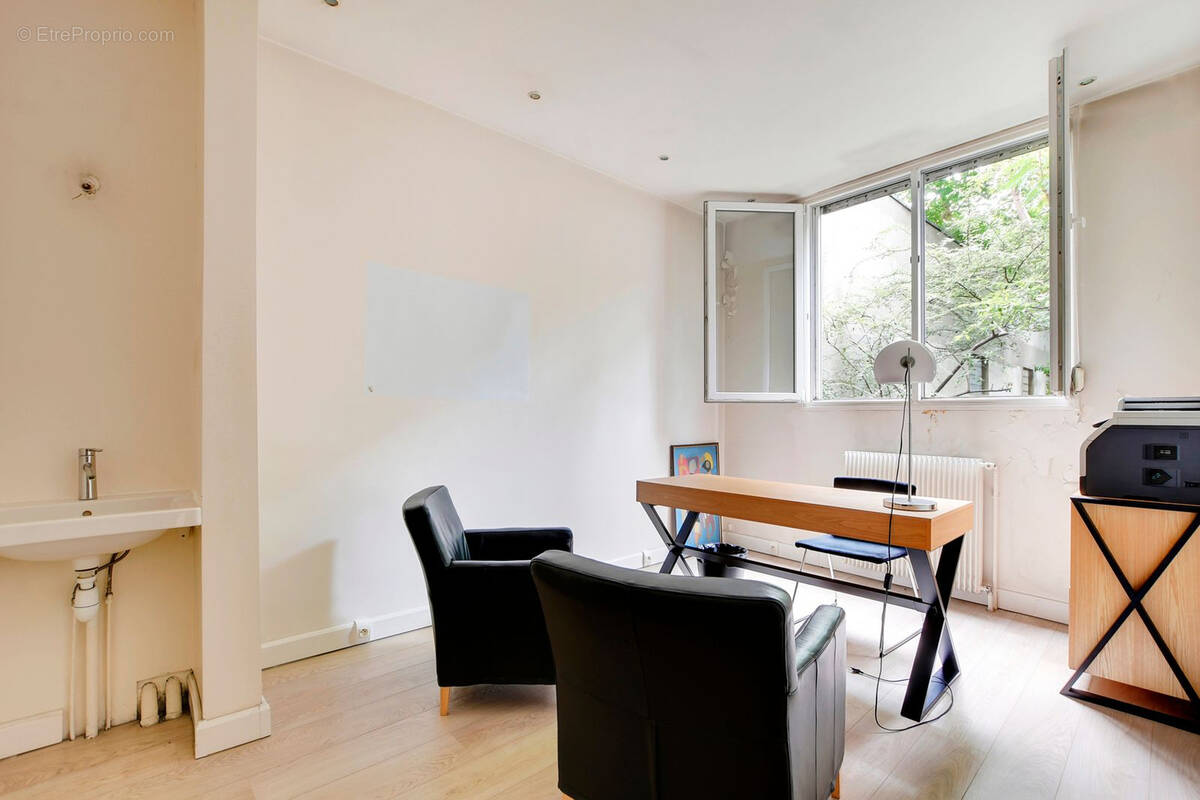 Appartement à PARIS-20E