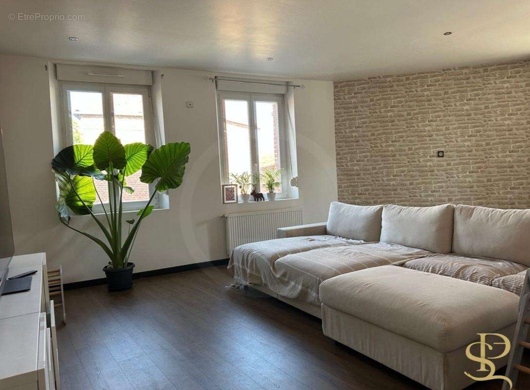 Maison à HARGICOURT