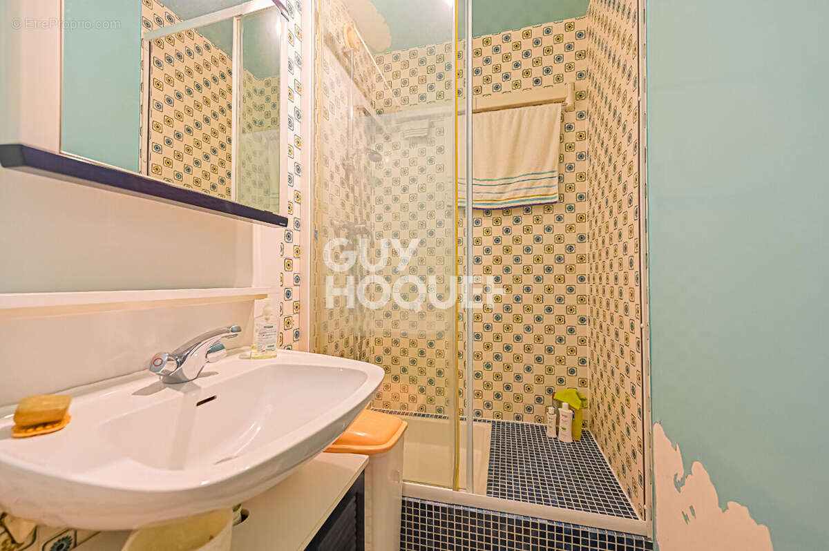 Appartement à PARIS-12E