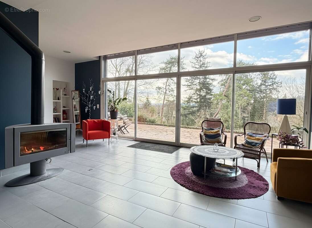 Maison à MONTLIGNON