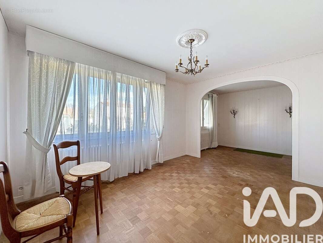 Photo 2 - Maison à PERIGNY