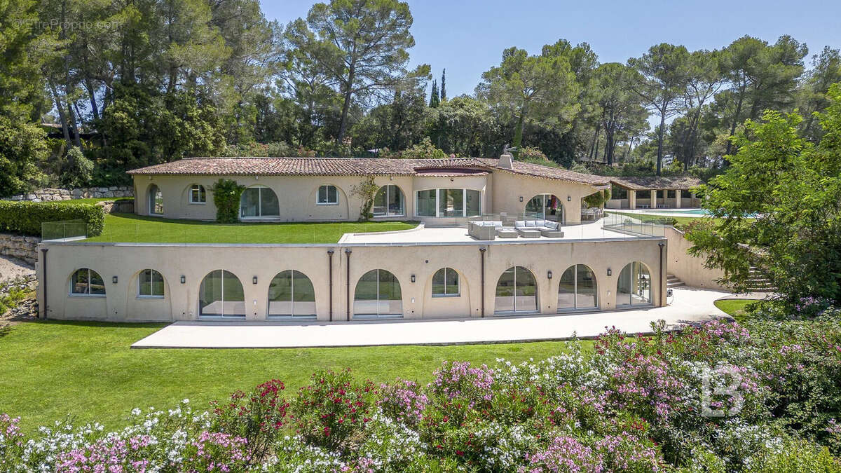 Maison à MOUANS-SARTOUX