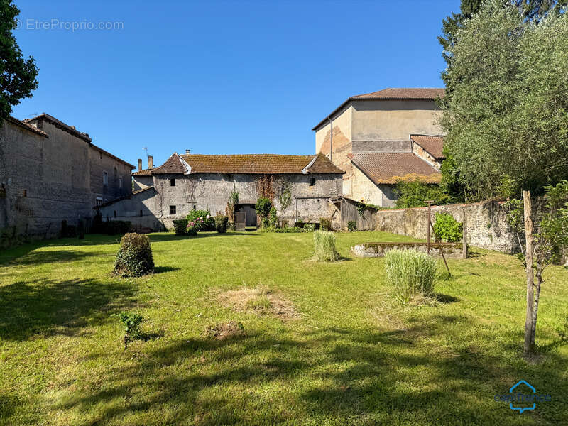 Maison à CAZERES-SUR-L'ADOUR