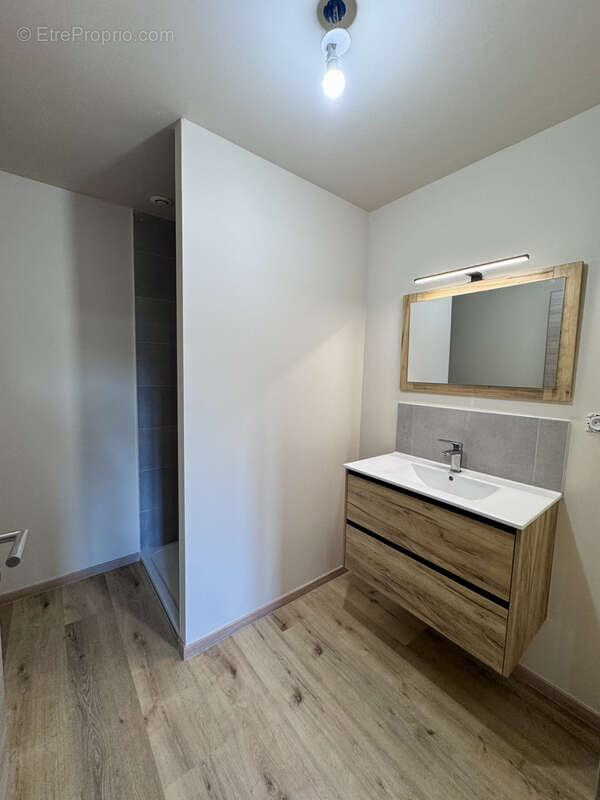 Appartement à CHALONVILLARS