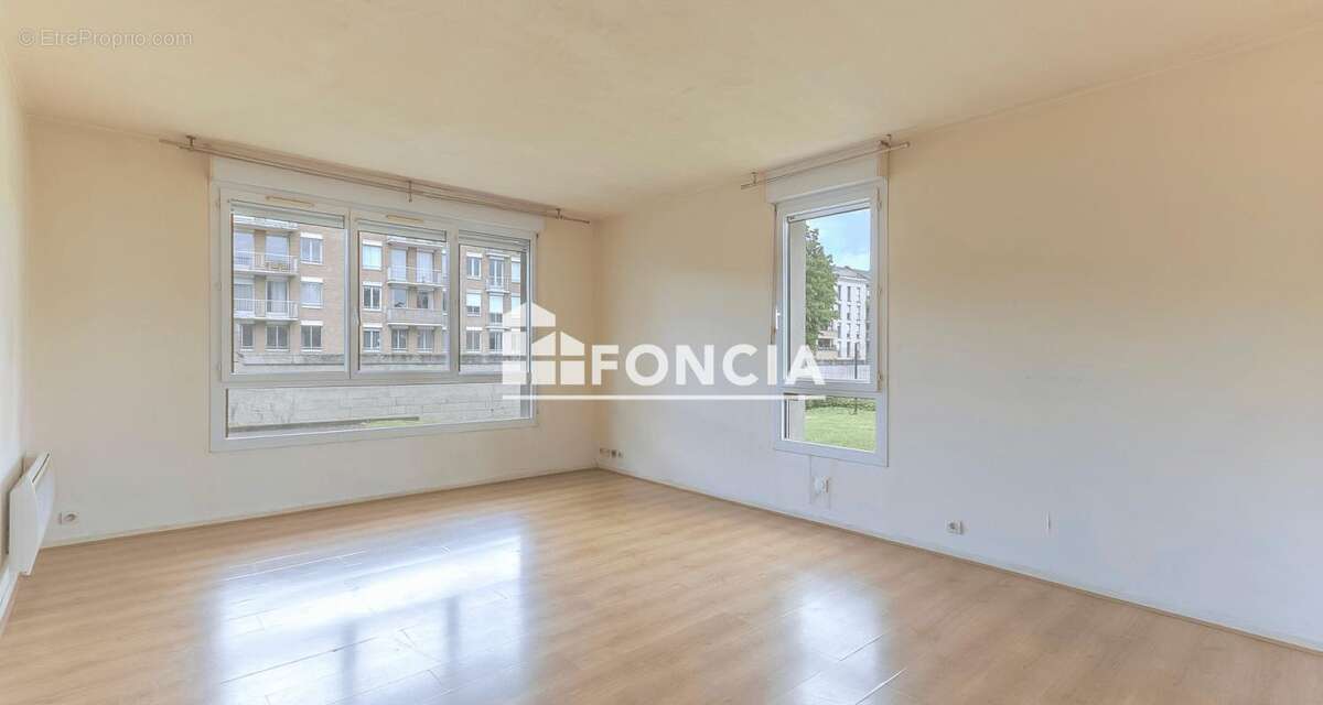 Appartement à MARCQ-EN-BAROEUL