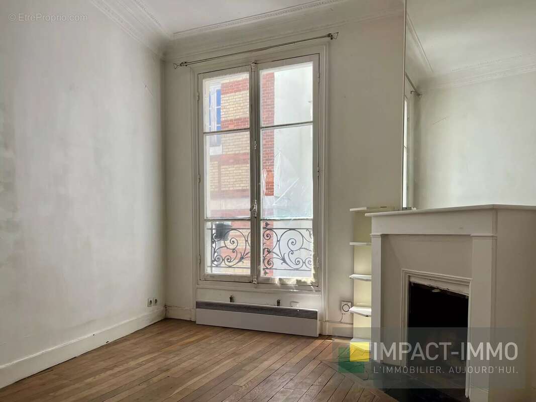 Nouveauté - 2 pièces à renover - Paris 18éme - photo 2