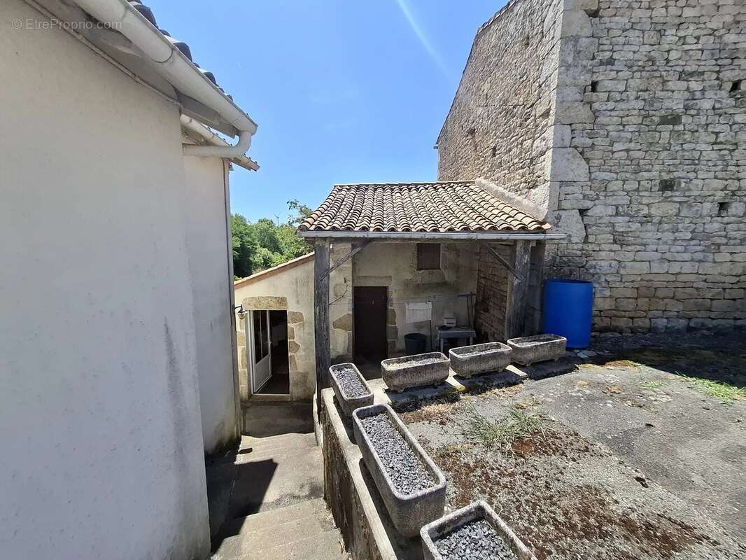 Maison à MELLE