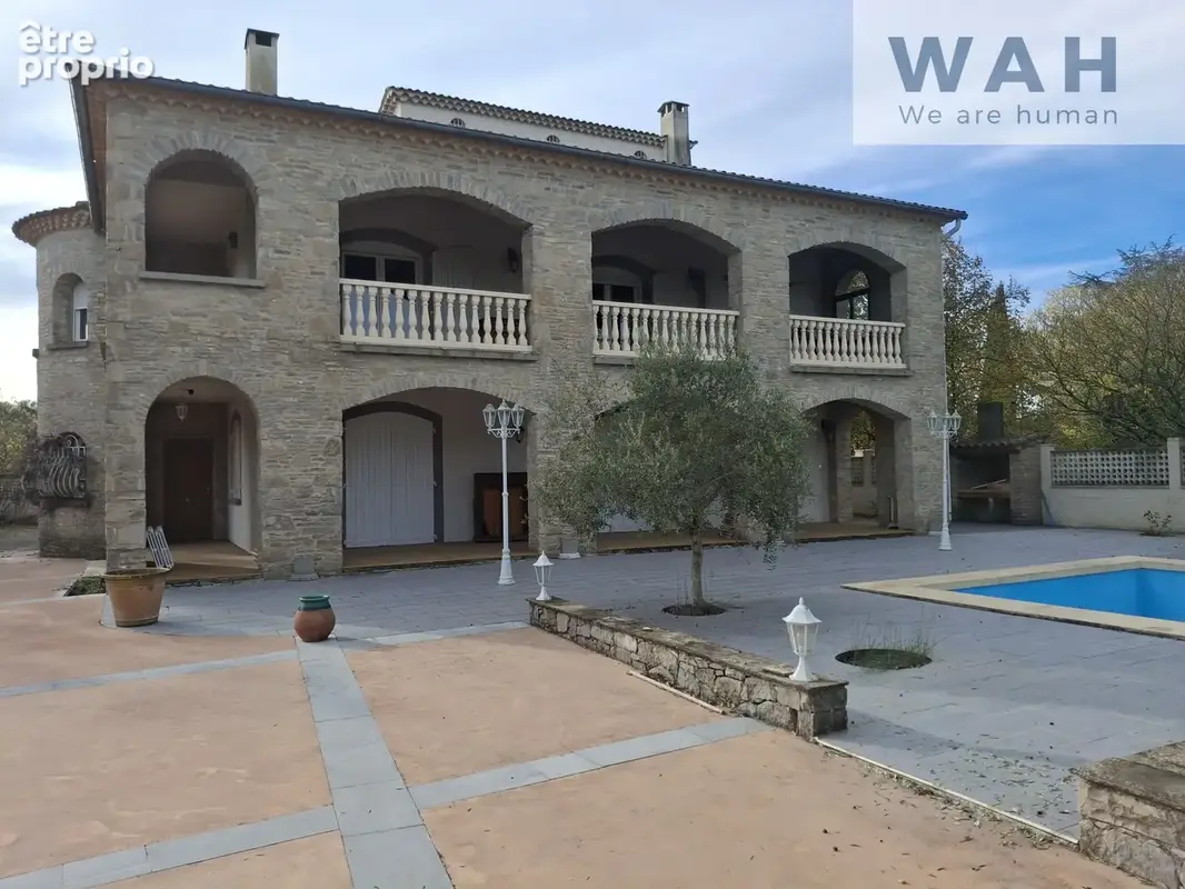 Maison 390m2 - Gros potentiel - Piscine - Terrain 1663m2 - Sauve - photo 2