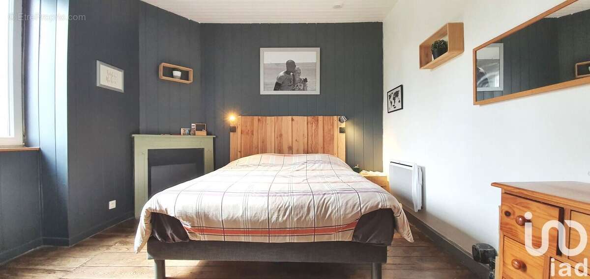 Photo 3 - Maison à SAINT-GERMAIN-LES-VERGNES