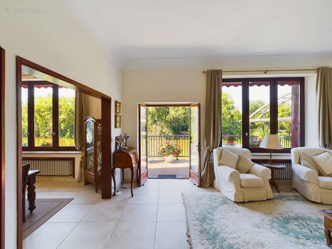 Maison à CASTELMORON-SUR-LOT