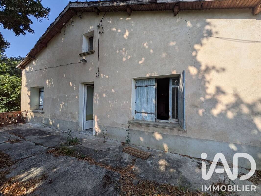 Photo 1 - Maison à LAROQUE-TIMBAUT