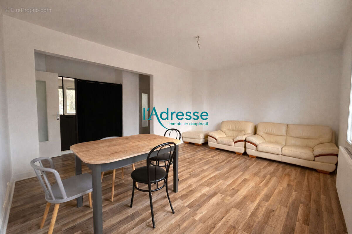Appartement à NANTERRE