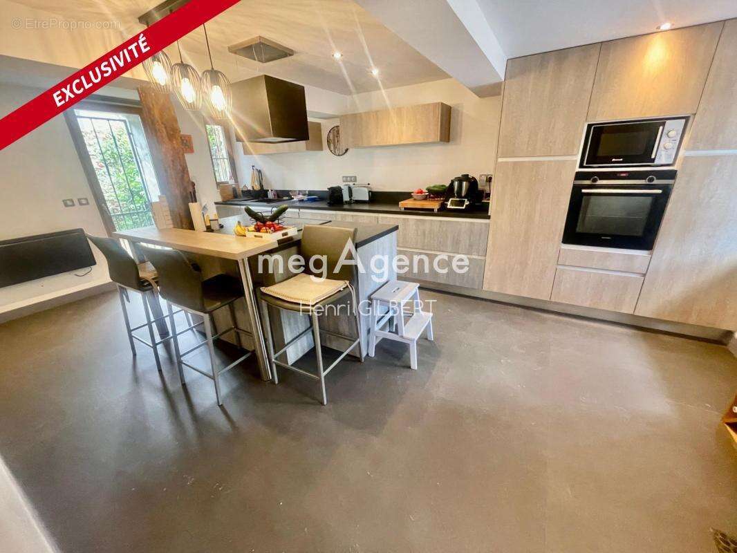 Maison de village en pierre entièrement rénovée - photo 3