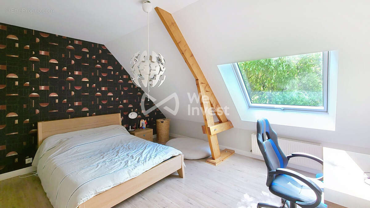 Maison 180 m² à Rouillon  - photo 7