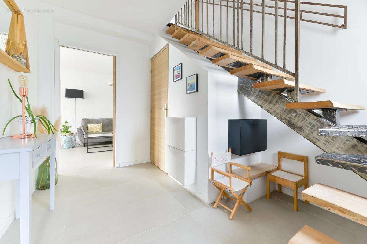 Maison à TREILLIERES