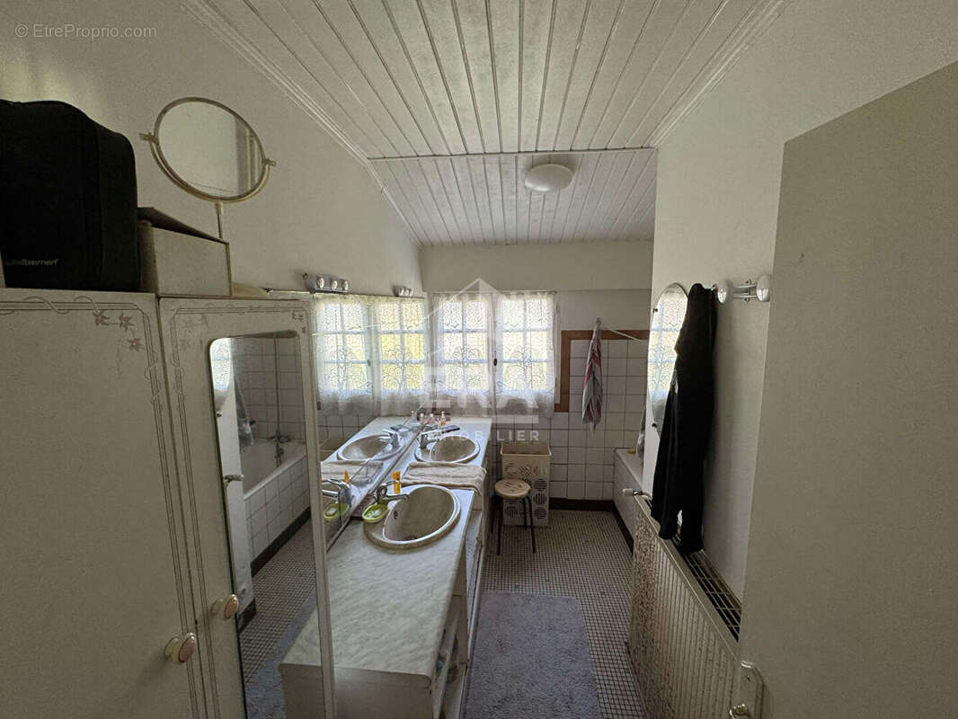 Maison à MONTPON-MENESTEROL