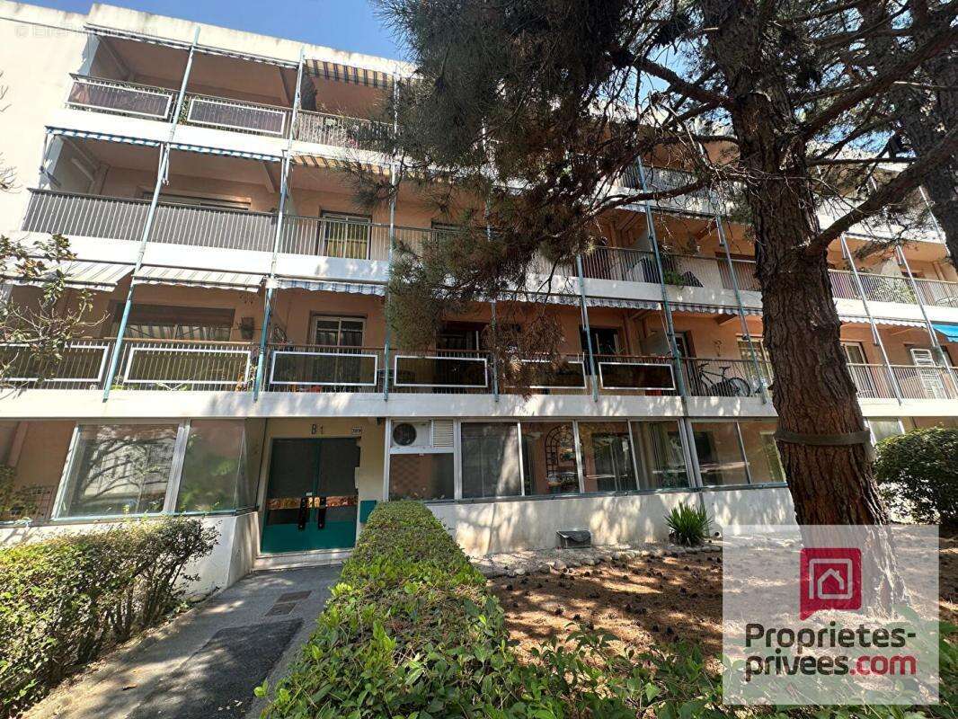 Appartement à SALON-DE-PROVENCE