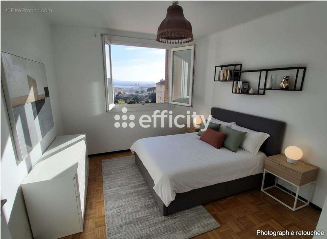 Appartement à MARSEILLE-15E