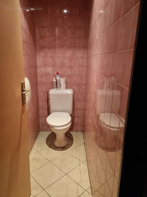 Autre à SAINT-JULIEN-DU-VERDON