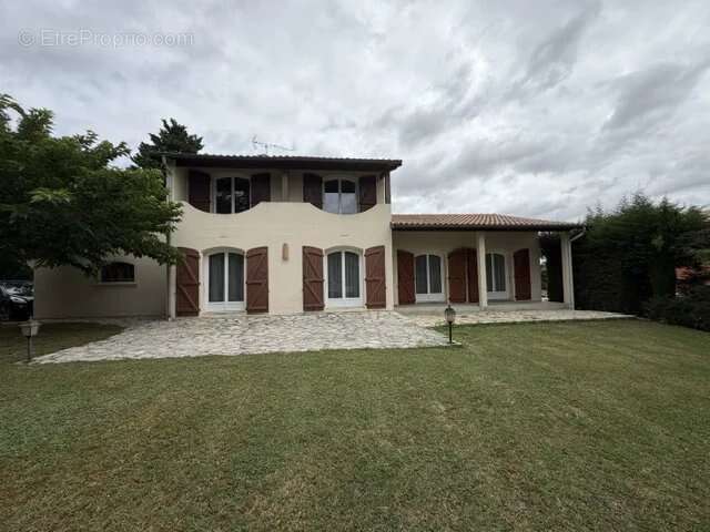 Maison à EAUNES