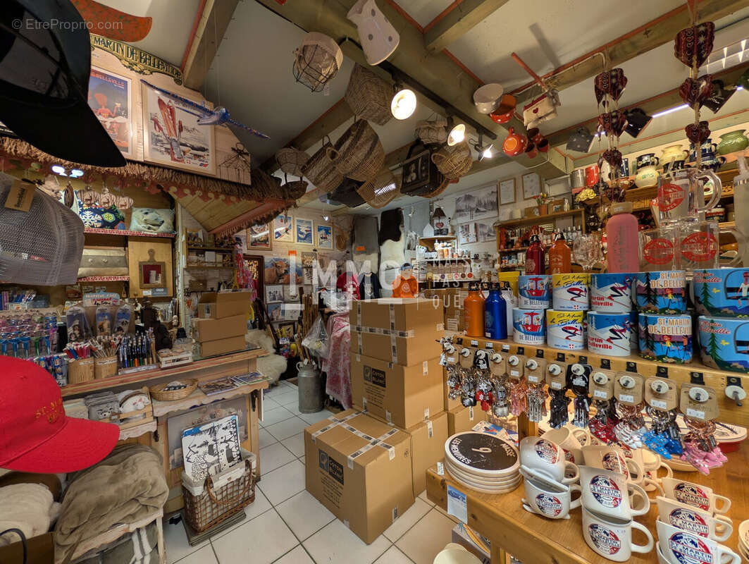 Commerce à SAINT-JEAN-DE-BELLEVILLE