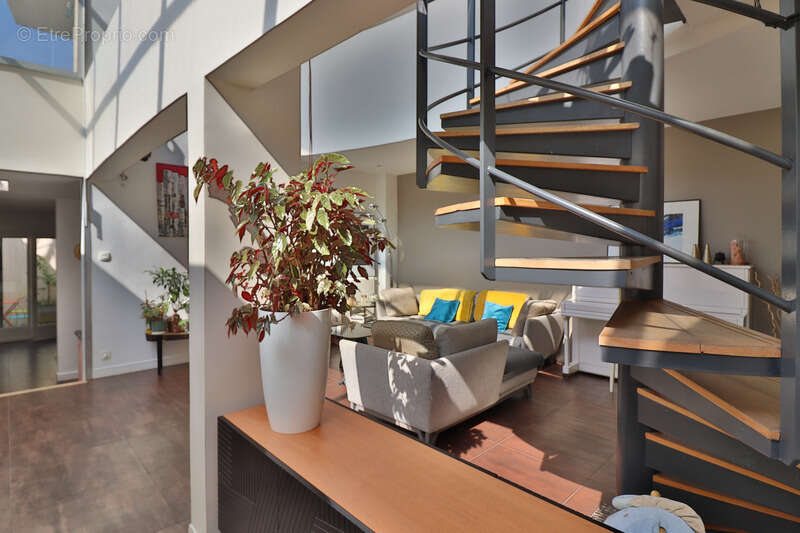 Appartement à CHATILLON