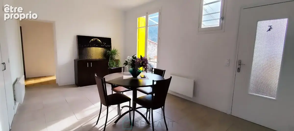 Maison de village avec terrasse et garage - photo 4