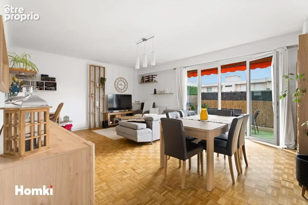 Antibes – Les Châtaigniers  Spacieux 3 pièces de 80,59 m² avec grande terrasse de 26 m² et parking privatif - photo 4