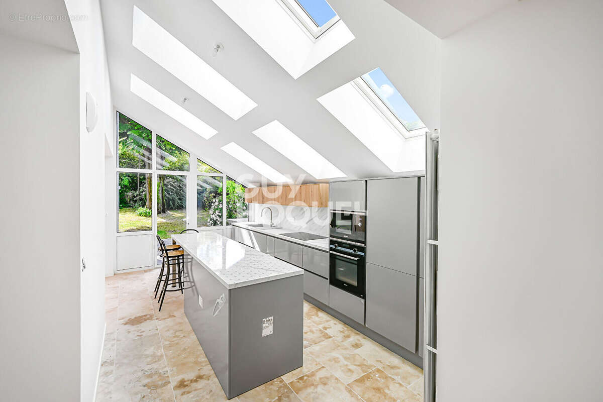 Maison à RUEIL-MALMAISON