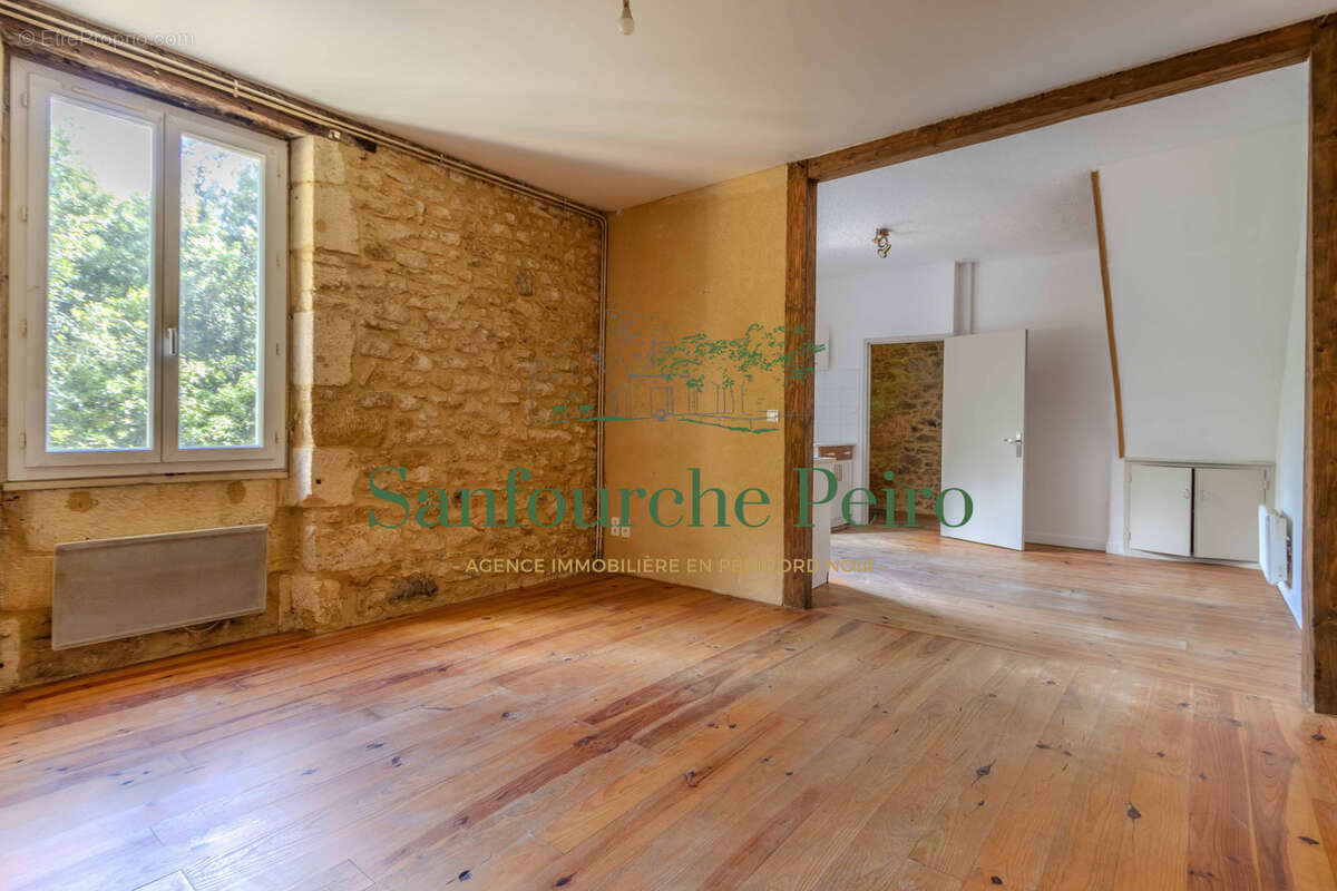 Appartement à SARLAT-LA-CANEDA