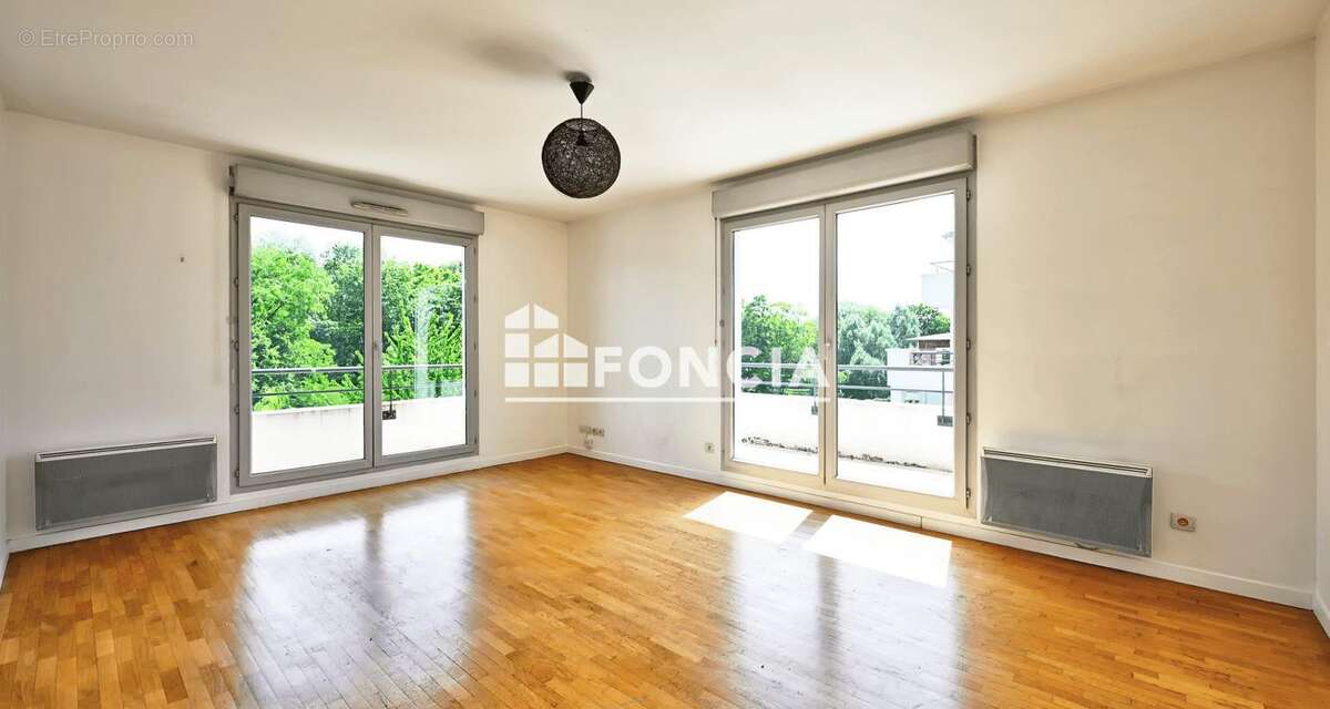 Appartement à SAINT-OUEN-L'AUMONE