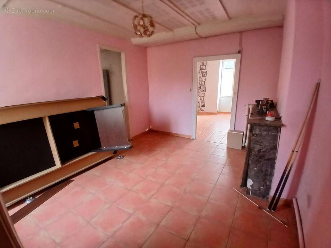 Maison à VALLON-SUR-GEE