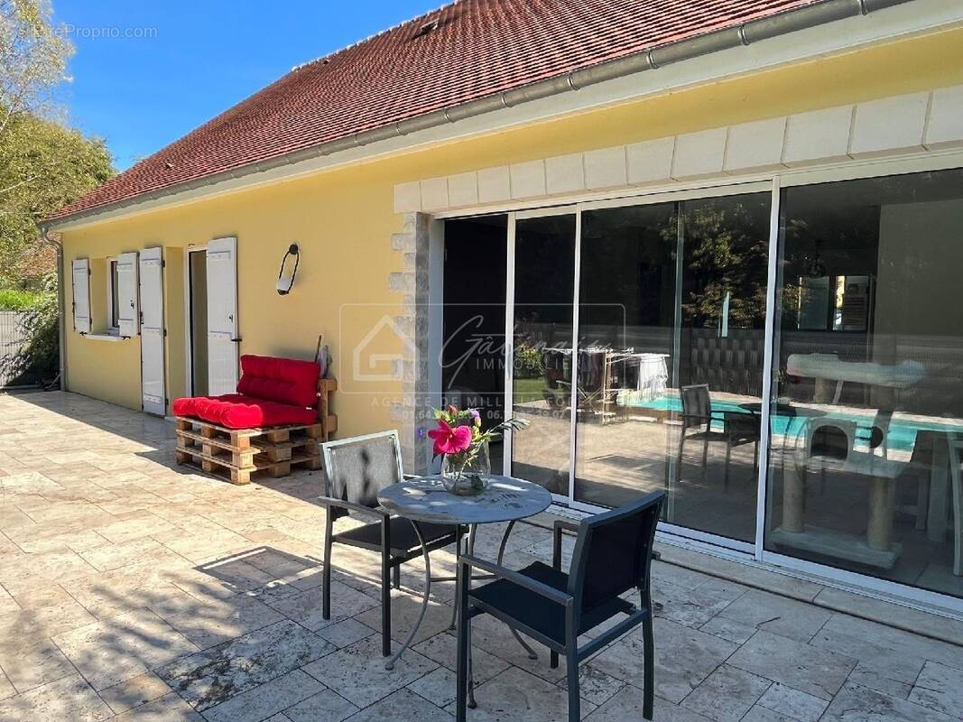 Maison à MILLY-LA-FORET