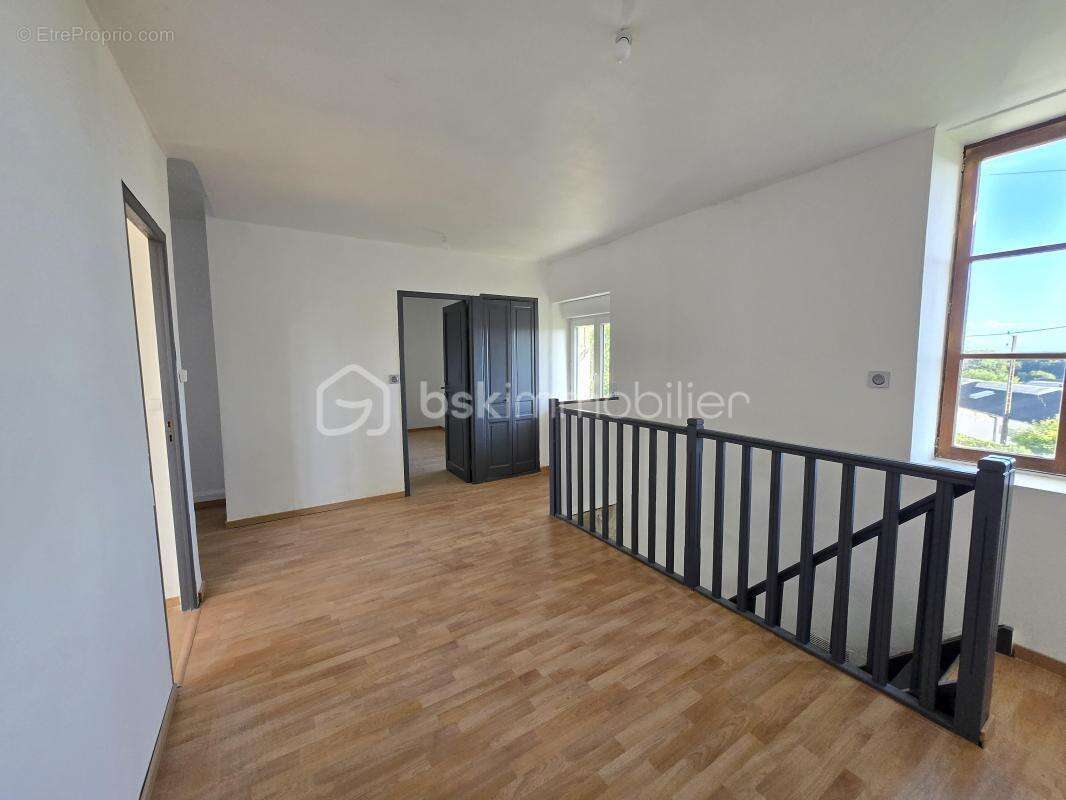 Maison à SAINT-LEGER-DES-VIGNES