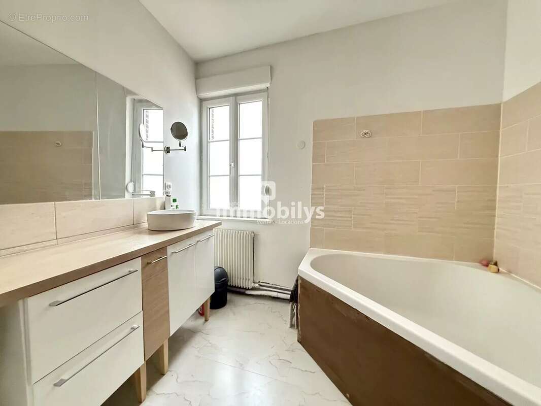 Maison à AUBERCHICOURT