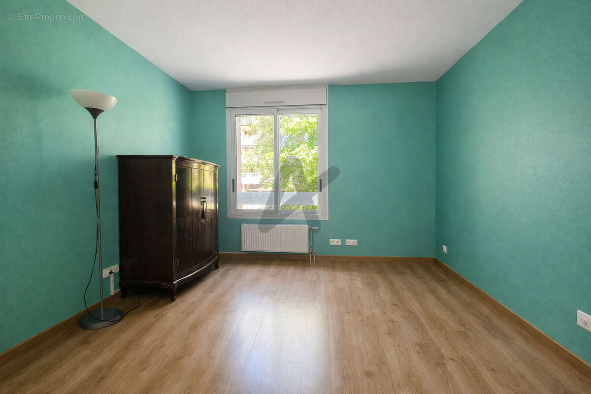 Appartement à CHARBONNIERES-LES-BAINS