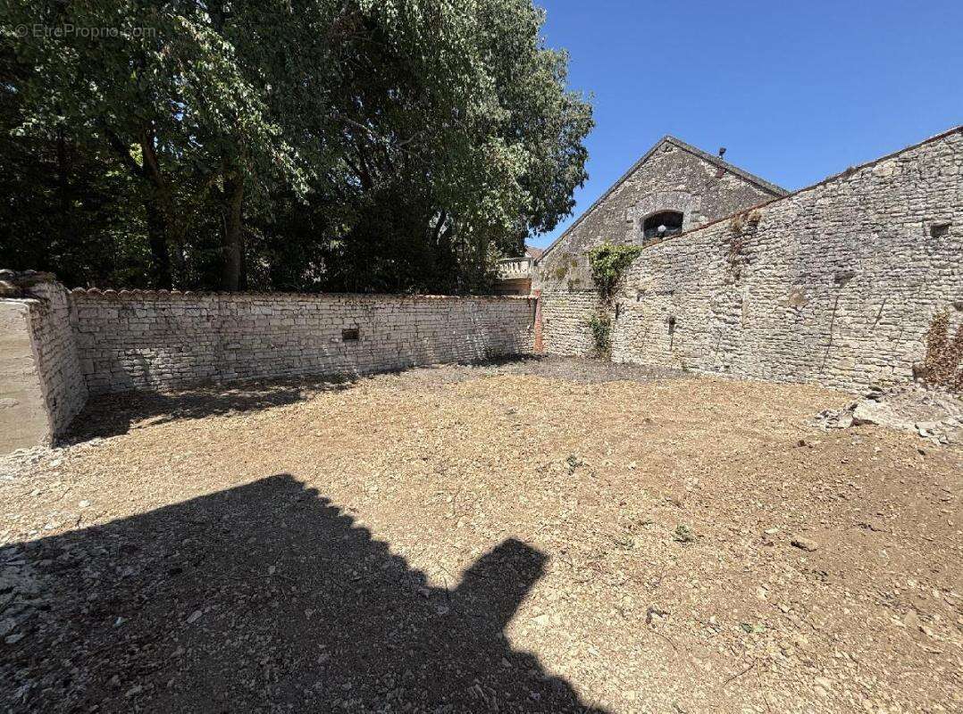 Maison 195 m² à Marsais  - photo 3