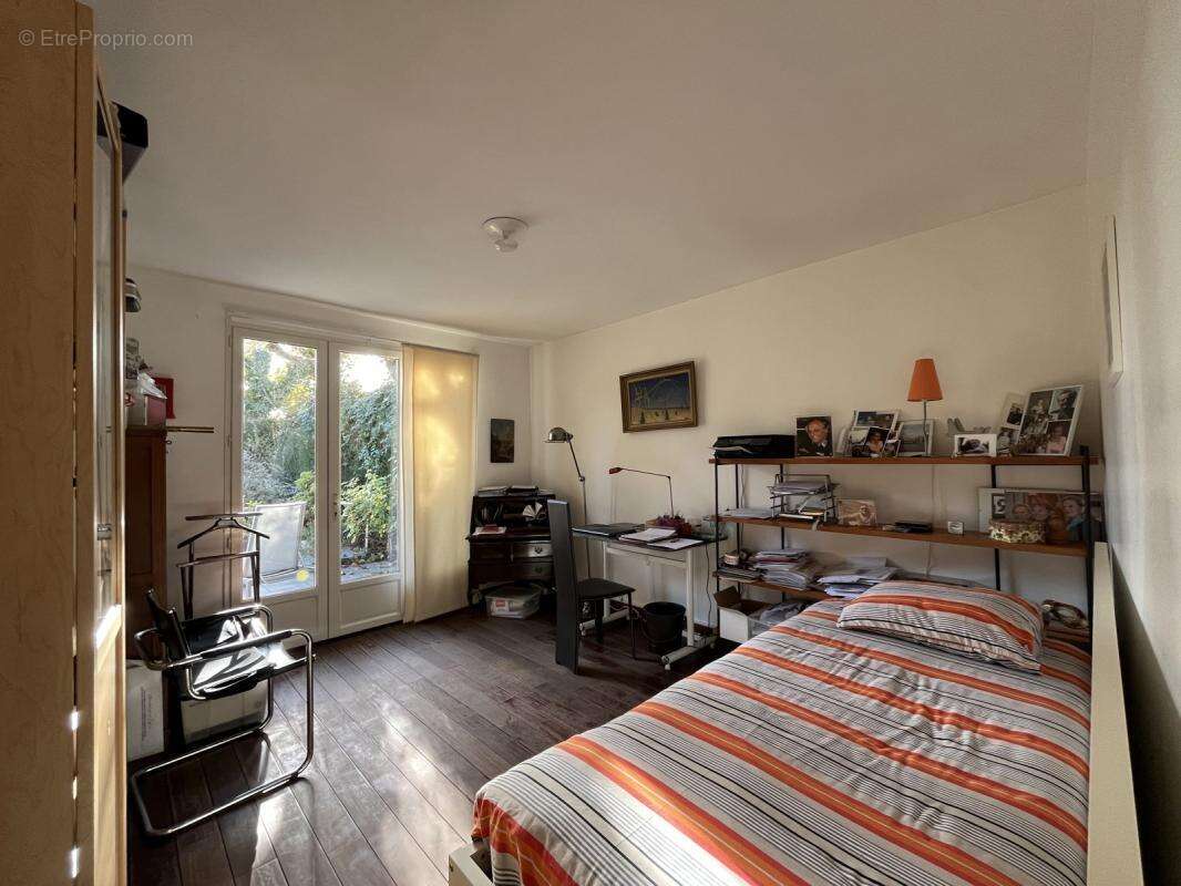 Maison à SAINTRY-SUR-SEINE