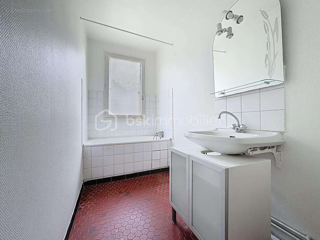 Appartement à FONTAINE